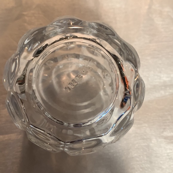 Snowflake design candle decor holder - Picture 4 of 5